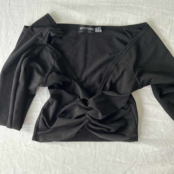 PrettyLittleThing Off Shoulder Twist Blouse - Picture 1 of 2